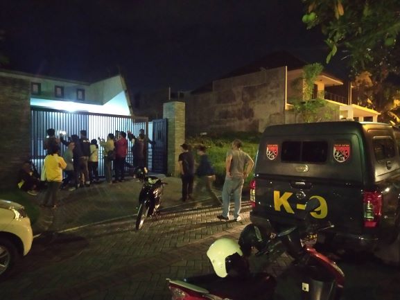 6 WN Tiongkok Ditangkap Diduga Terlibat Penipuan <i>Online</i>