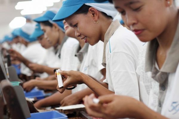 16 Perusahaan di Jatim Pindah Pascakenaikan UMK