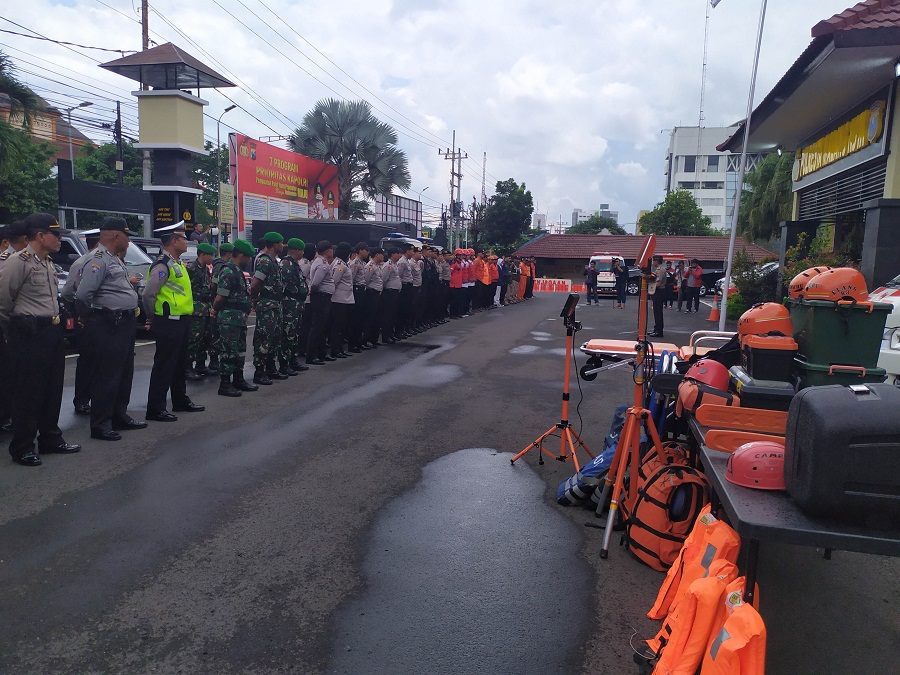 Apel Kesiagaan Tanggap Bencana di Polresta Malang Kota, Senin, 6 Januari 2020. Medcom.id/ Daviq Umar Al Faruq