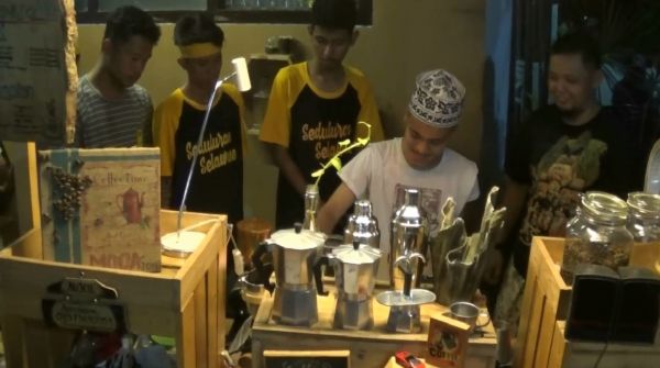 Seru,  Tunarungu Banyuwangi Belajar Meracik Kopi