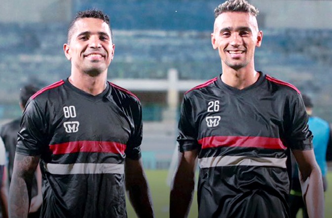 Duet striker Madura United, Beto Goncalves dan Brono Matos tampil cemerlang di laga uji coba melawan Tim PON Jatim. (foto/officialMU)