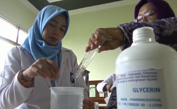 Bisa Pakai Lidah Buaya, Ini 3 Cara Bikin Hand Sanitizer Sendiri  