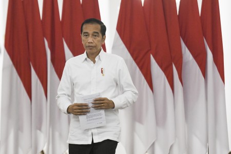 Korona Jatim Masih Tinggi, Jokowi: Tolong, Perhatian Khusus!