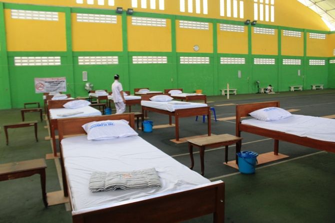 Pasien Melonjak,  Gedung Tenis Dirombak Jadi Ruang Karantina