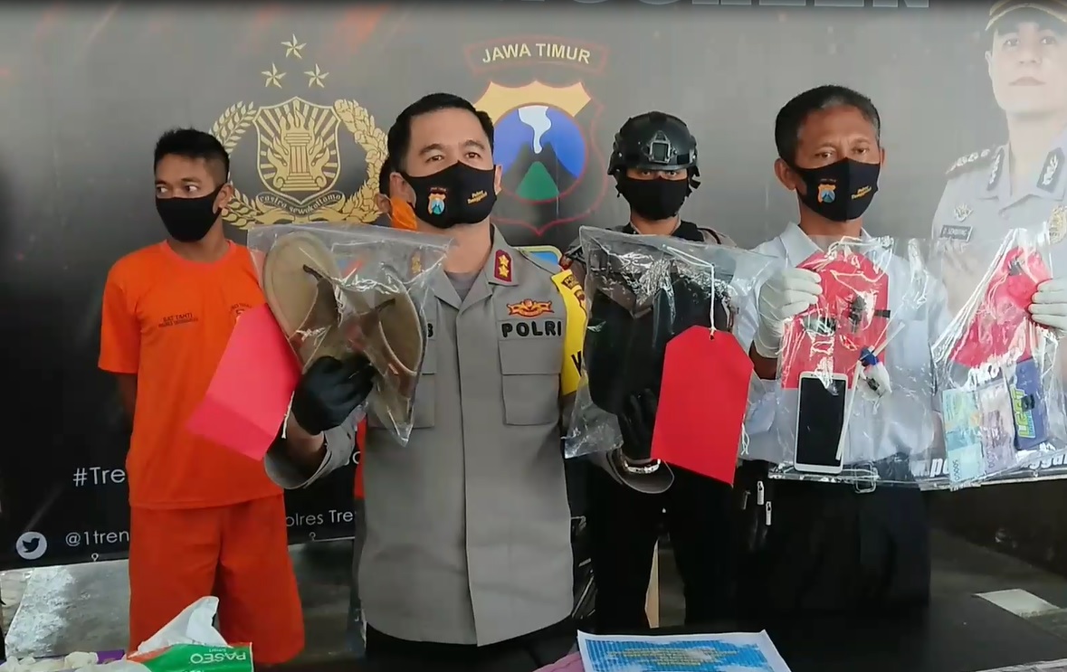 Pegawai Outsourcing Dinas Kebersihan Trenggalek Edarkan Sabu
