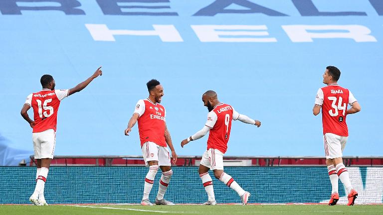Arsenal Final! Dua Gol Cantik  Aubameyang Hancurkan Man City