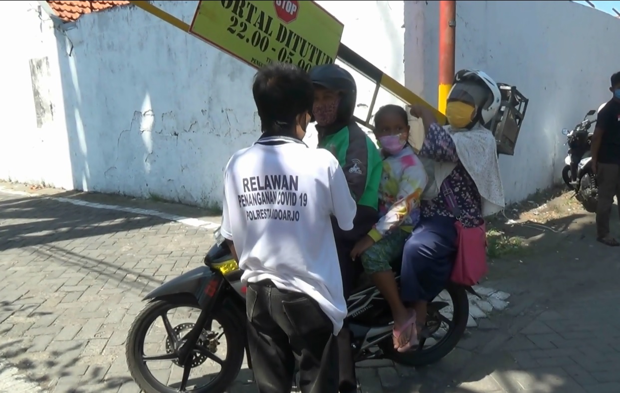 26 Warga Sembuh, Status Lockdown Desa Waru Sidoarjo Dicabut