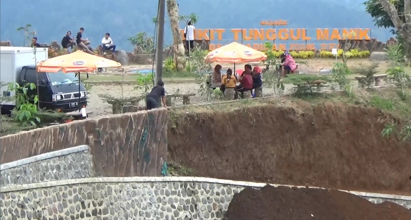 Separo Kecamatan di Tulungagung Blank Spot Sinyal internet