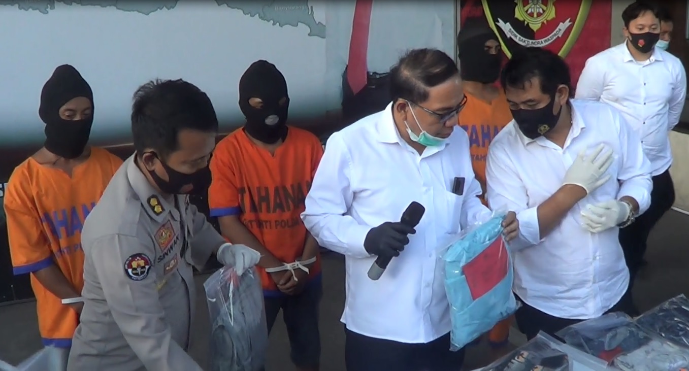 Polda jatim melakukan gelar perkara kasus penganiayan dokter di RSUD Blambangan Banyuwangi (foto/metrotv)