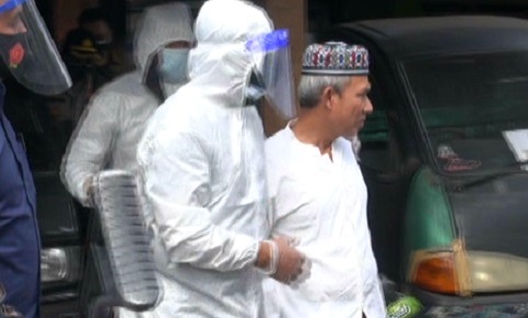 Pelaku Pencium Jenazah Covid-19 Ditetapkan Tersangka