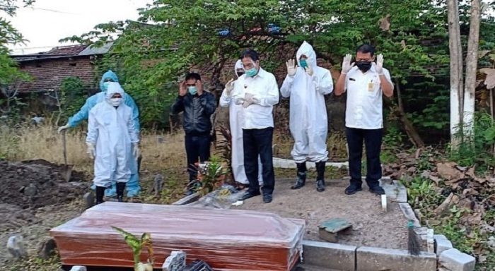 Istri Mendiang Plt Bupati Sidaorjo Positif Covid-19, Ibu-ibu PKK Jalani Swab