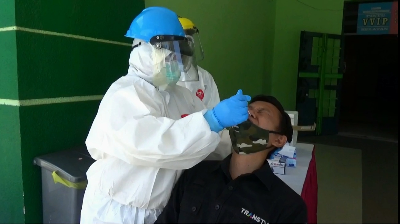 Dekat dengan Pejabat Pemkab, Belasan Jurnalis Sidoarjo Jalani Swab