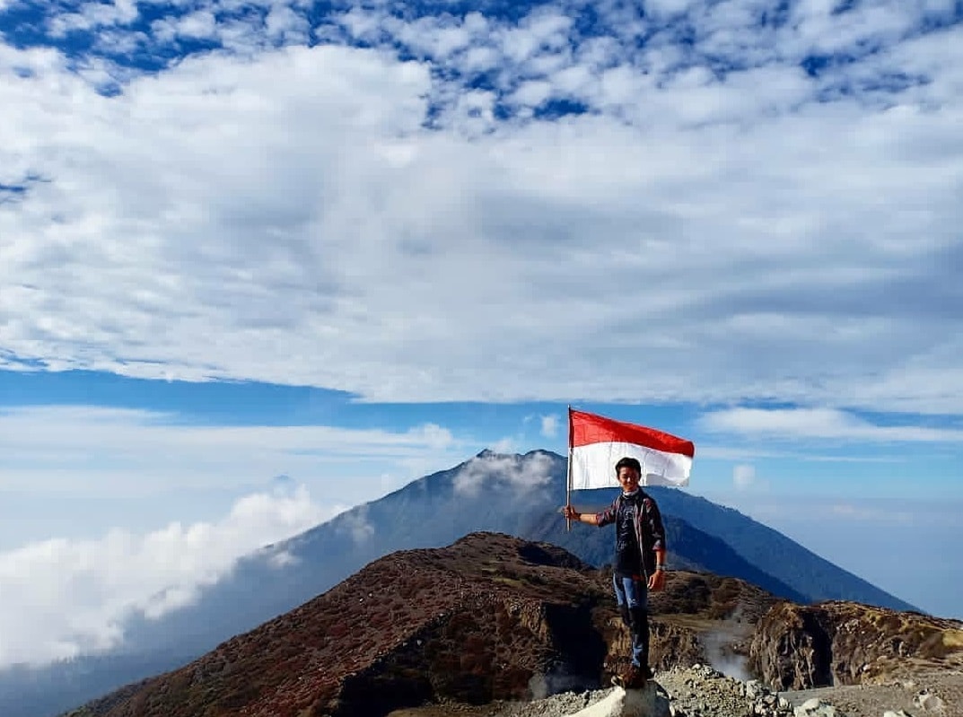 Dear para pendaki, jalur pendakian Gunung Arjuno-Welirang sudah dibuka kembali namun dengan pembatasan kuota (Foto / Istimewa)