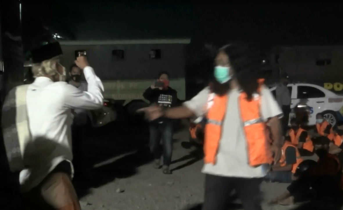 Dinasehati Ustadz, Pelanggar Protokol Kesehatan Malah Marah, Angel Temen Tuturane.....