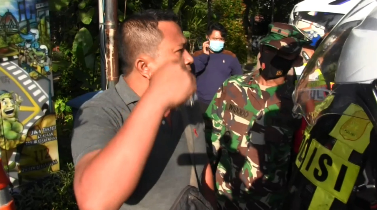 Terjaring Razia Masker, Oknum Polisi Lawan Petugas Gabungan