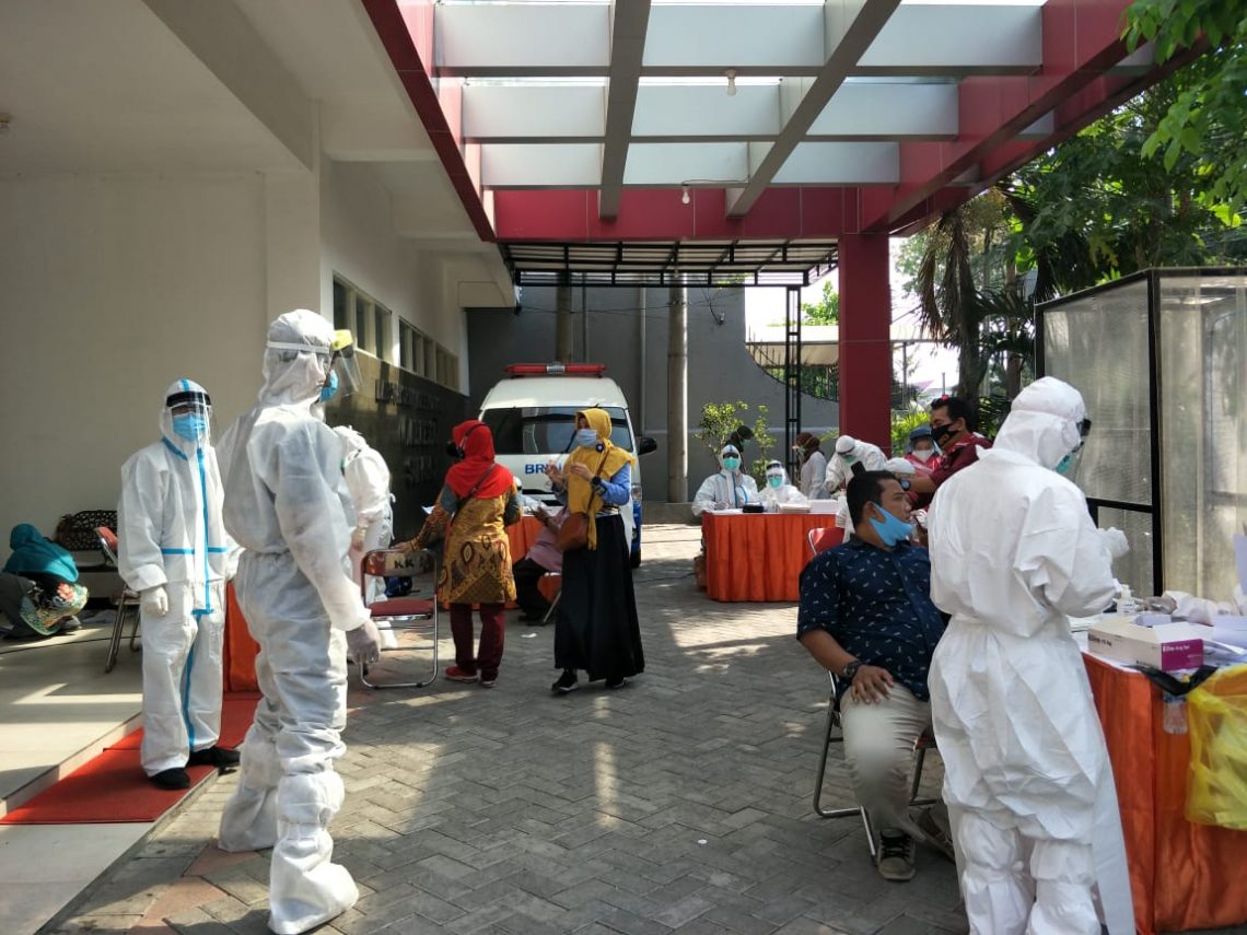 Swab Massal Guru Surabaya! 849 Positif, 803 Sembuh