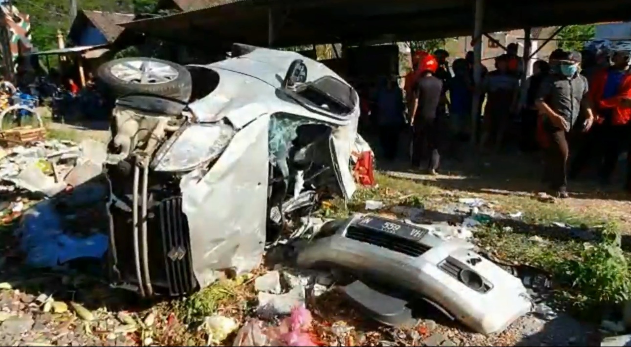 Satu Keluarga Dihantam Kereta, Satu Tewas