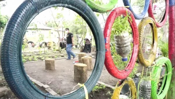 Lahan Jorok di Desa Sidorejo Berubah Jadi Taman Cantik