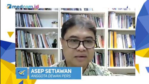 Anggota Dewan Pers Asep Setiawan dalam program Crosscheck #FromHome by Medcom.id