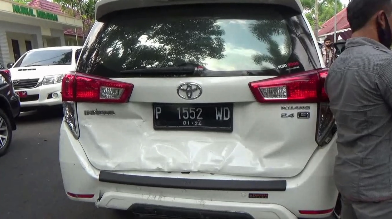 Kunker ke Bondowoso, Rombongan Komisi V DPR RI Terlibat Laka Beruntun