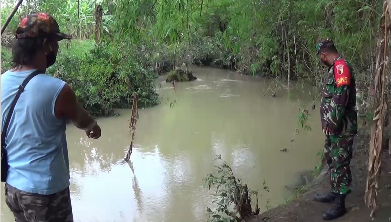 Lokasi ditemukannya dua jasad bocah kakak beradik yang tenggelam di Ngawi. (metrotv)