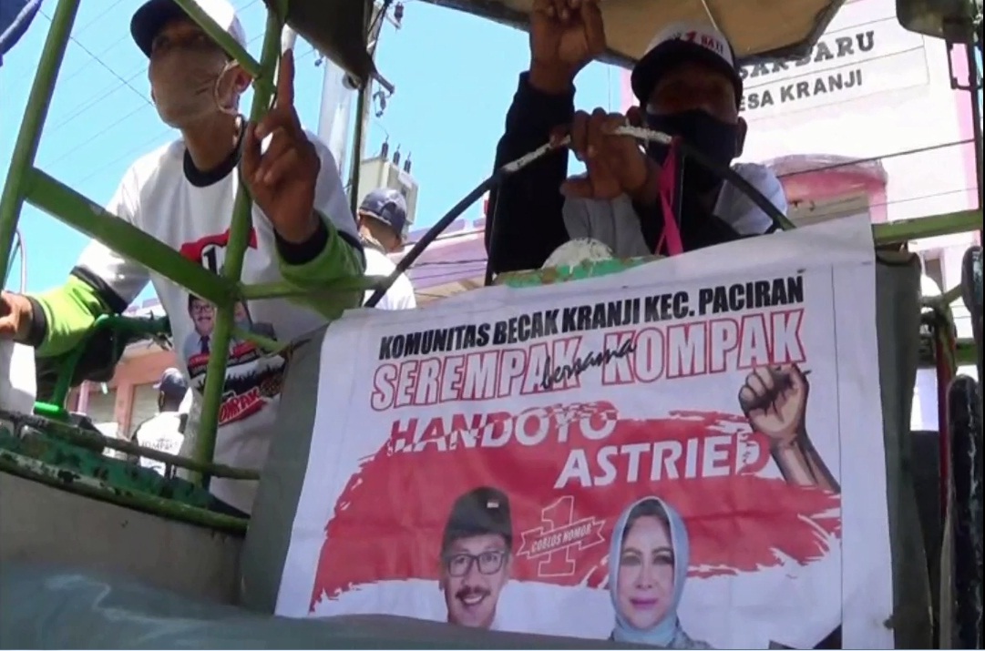 Ratusan tukang becak di Lamongan menyatakan dukungan kepada paslon bupati dan wakil bupati, Suhandoyo-Astiti. (metrotv)
