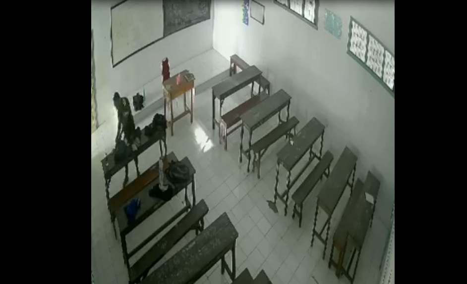Maling Masuk Kelas, Gondol Ponsel dan Uang Siswa