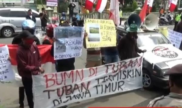 Semen Indonesia Rusak Lingkungan, Warga Ring Satu Demo Pemkab Tuban