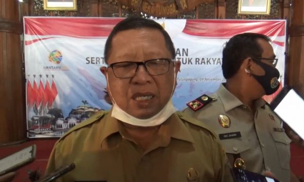 Hindari Sengketa,  2.000 Sertifikat Tanah Dibagikan di Tulungagung