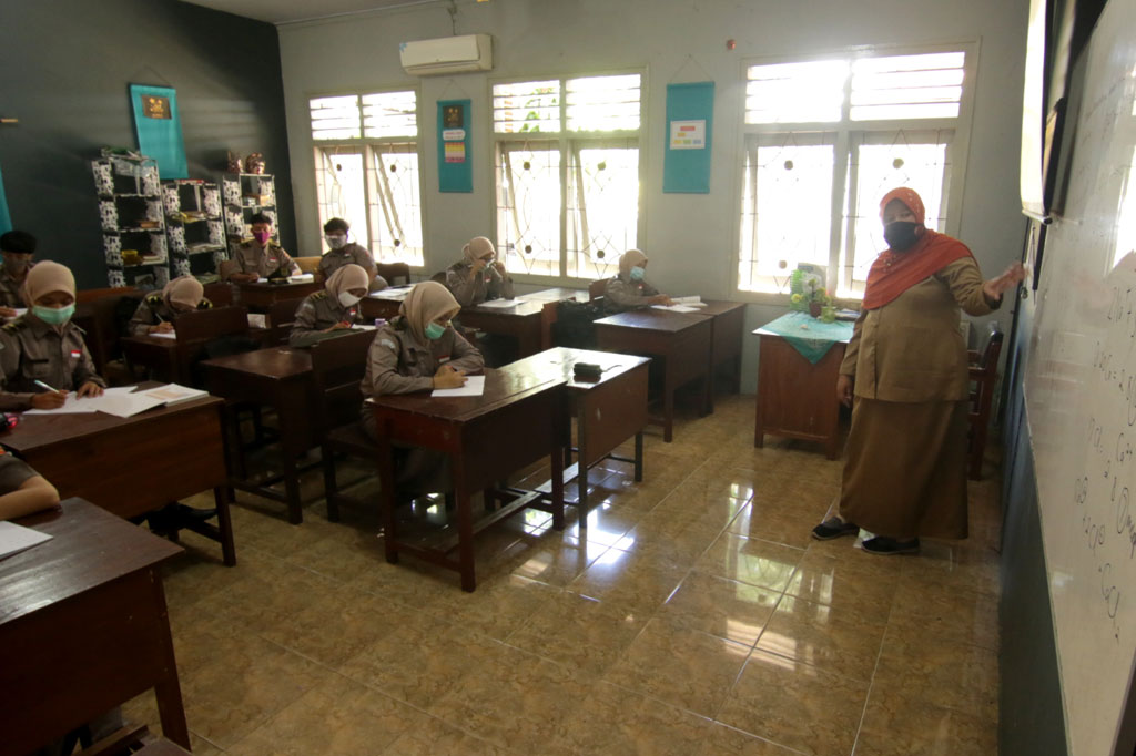 Pekan Ini,  57 SMA di Banyuwangi Mulai Belajar Tatap Muka