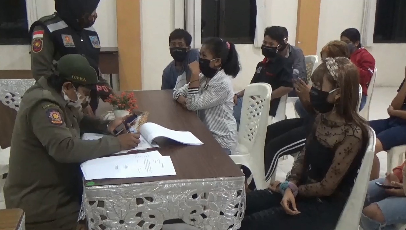 Langgar Prokes, Belasan Remaja di Bangkalan Diangkut Satpol PP