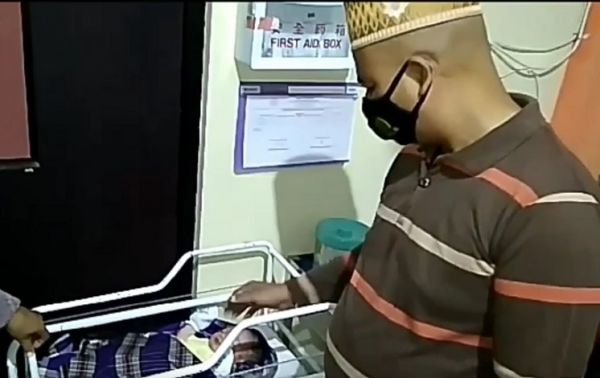 Lagi, Bayi Dibuang dalam Kardus Ditemukan di Jalan Setapak Pamekasan
