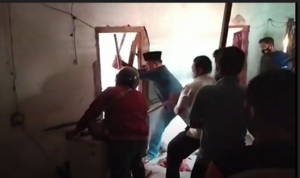 Ngamuk, Pria Stres di Mojokerto Bacok Tetangga Hingga Tewas