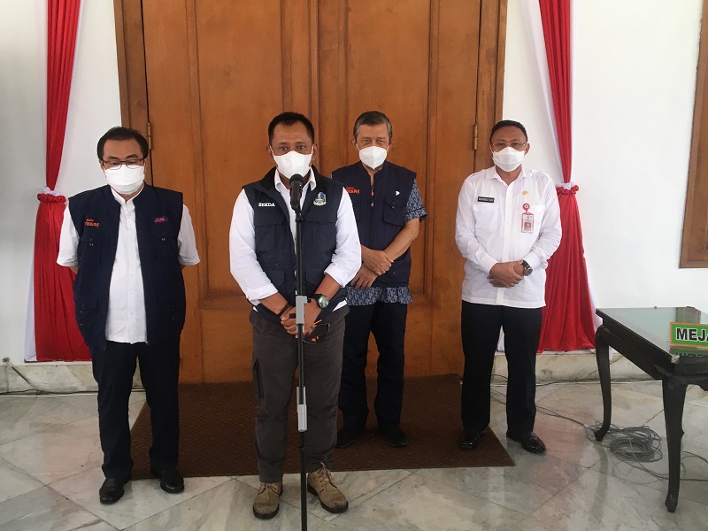 Besok, Suntik Vaksin Covid-19  Digelar Perdana di Grahadi