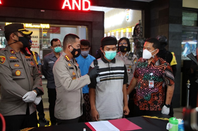 Jenazah Tertukar! Pelaku Pemukulan Petugas Pemakaman Covid-19 Ditangkap