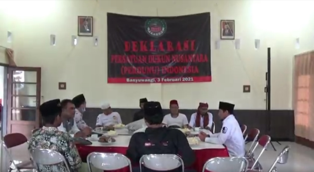 Deklarasi Persatuan Dukun Nusantara di Banyuwangi. (metrotv)