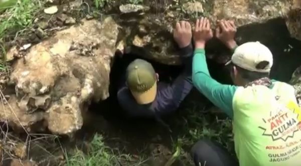 Mengintip Gua Unik Temuan Petani Tuban, Batunya Bersuara Merdu...