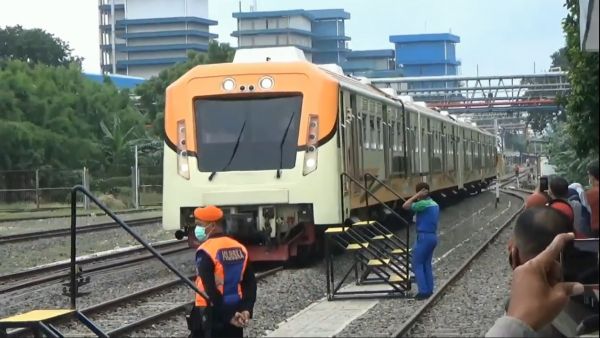 Rute Kerata Api Gresik-Sidoarjo Mulai Beroperasi