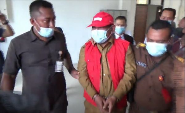 Korupsi Rp 1 Miliar, Camat Duduksampeyan Gresik Dijebloskan Penjara