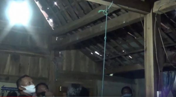 Kepergok Selingkuh, Ibu Dua Anak di Ngawi Gantung Diri
