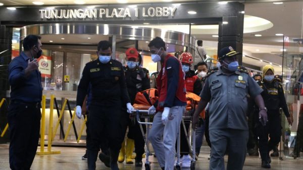 Pria Tulungagung Bunuh Diri dengan Cara Melompat dari Mall Tunjungan Plaza