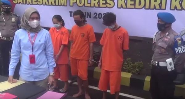 Tega! Ibu Kandung Jual Anak, Modus Pijat Plus