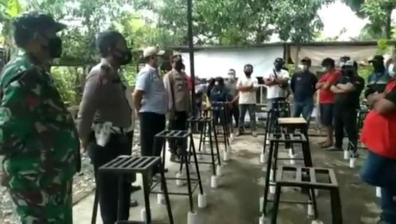 Langgar Prokes, Lomba Kicau Burung di Sidoarjo Diobrak