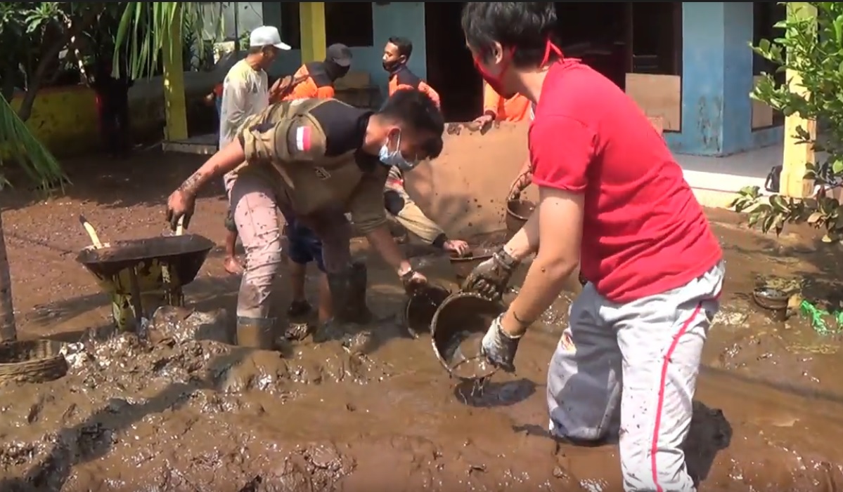 Datangi Lokasi Banjir Dringu, Politisi Nasdem Soroti Hutan Gundul