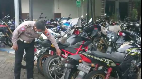 Bikin Bising, Polres Trenggalek Razia Knalpot Brong