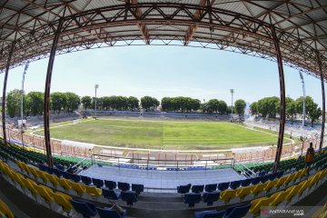 Stadion Gelora 10 November Tambaksari (ft/antara)