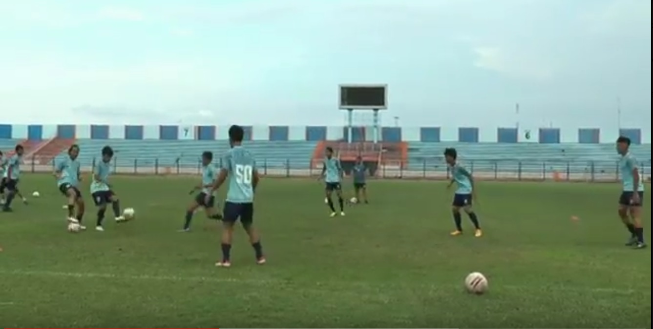 Latihan rutin Persela Lamongan menjelang kick off Piala Menpora beberapa waktu lalu (Foto / Metro TV)