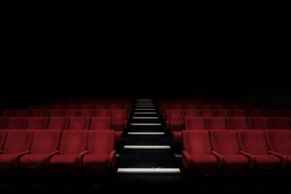 Pemkot Surabaya Buka Bioskop, RHU Nanti Dulu