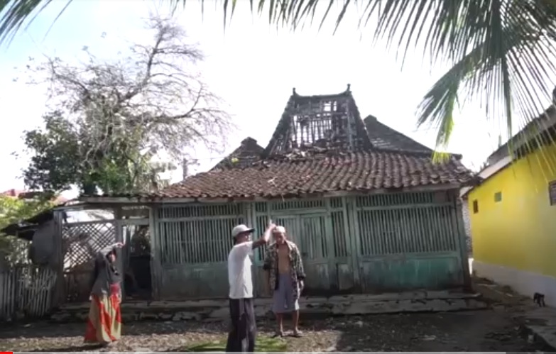 Puluhan Bangunan di Sumenep Rusak Diterjang <i>Palak Taon<i>