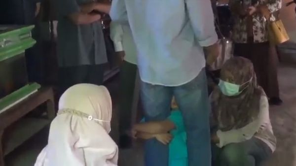 Eksekuasi Hak Asuh Anak di Ngawi Hujan Air Mata